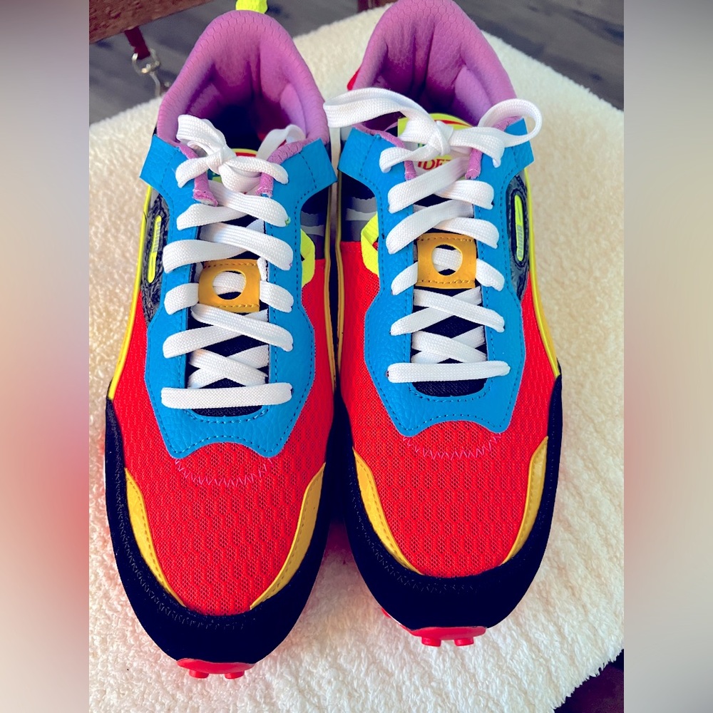 Puma Future Rider FV “Lava” Sneakers Size 10